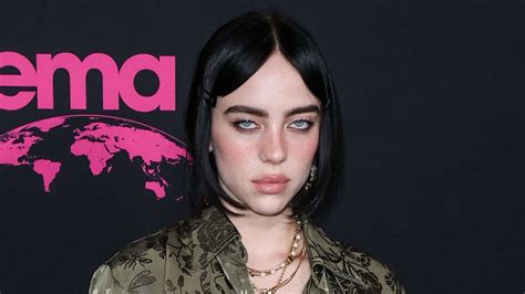 billie eilish oben ohne|Billie Eilish displays figure for first time as she strips off in ...